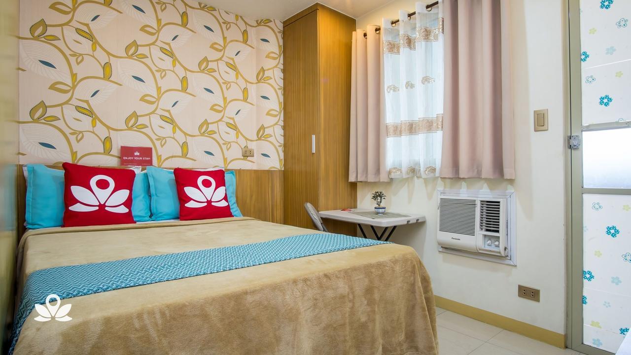 Zen Rooms Libertad Railway Station Pasay Esterno foto