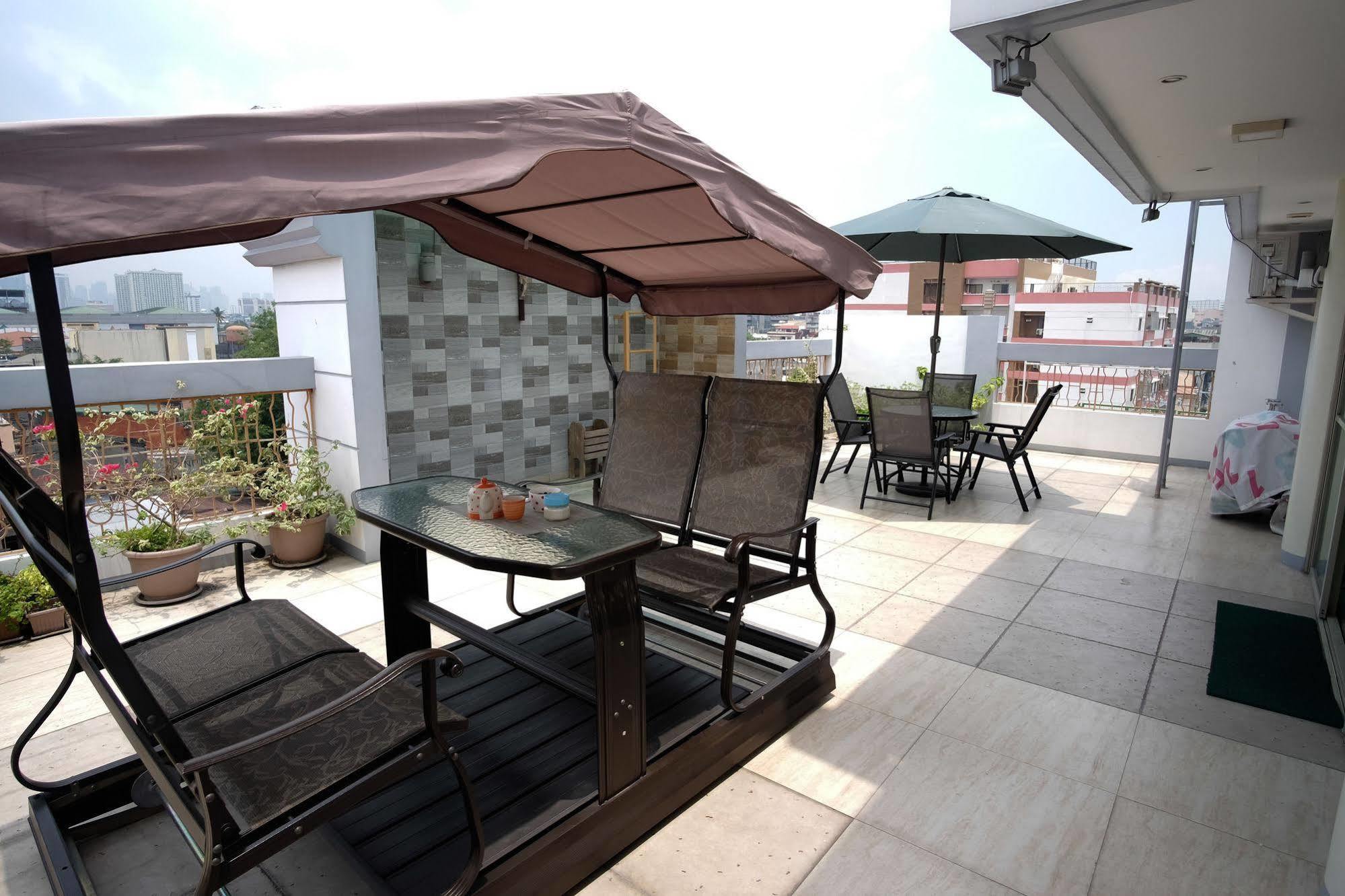 Zen Rooms Libertad Railway Station Pasay Esterno foto